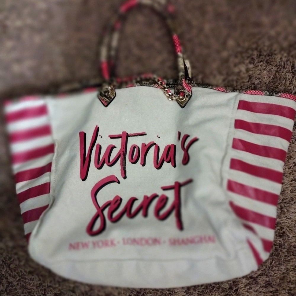 Victoria secret tote